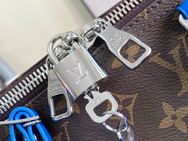 louis vuitton sac de voyage s_117a3bb4